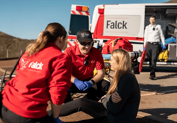 PRESSEMEDDELELSE: Falck fornyer stor ambulancekontrakt