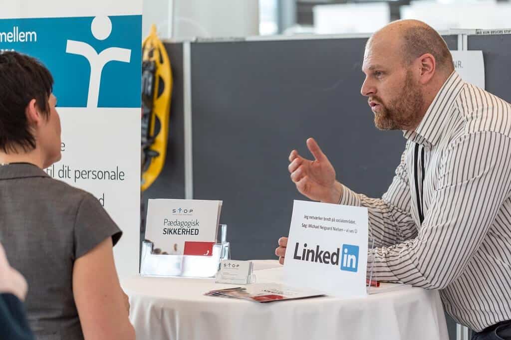 PRESSEMEDDELELSE Nyt mobilt botilbud skal skabe flere succeshistorier PRESSEMEDDELELSE: Nyt mobilt botilbud skal skabe flere succeshistorier